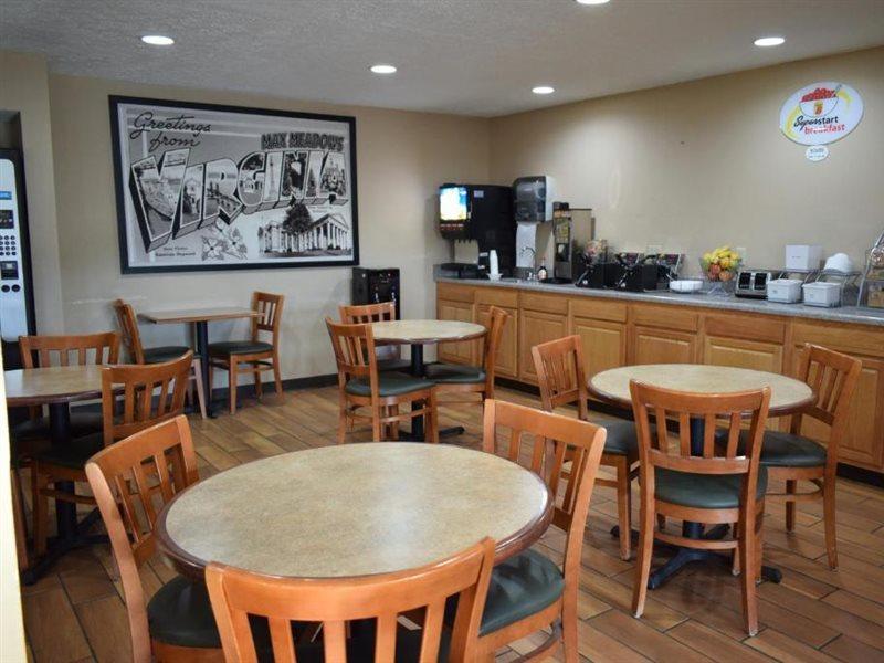 克里斯维尔-马克斯梅多斯速8酒店 Max Meadows 外观 照片